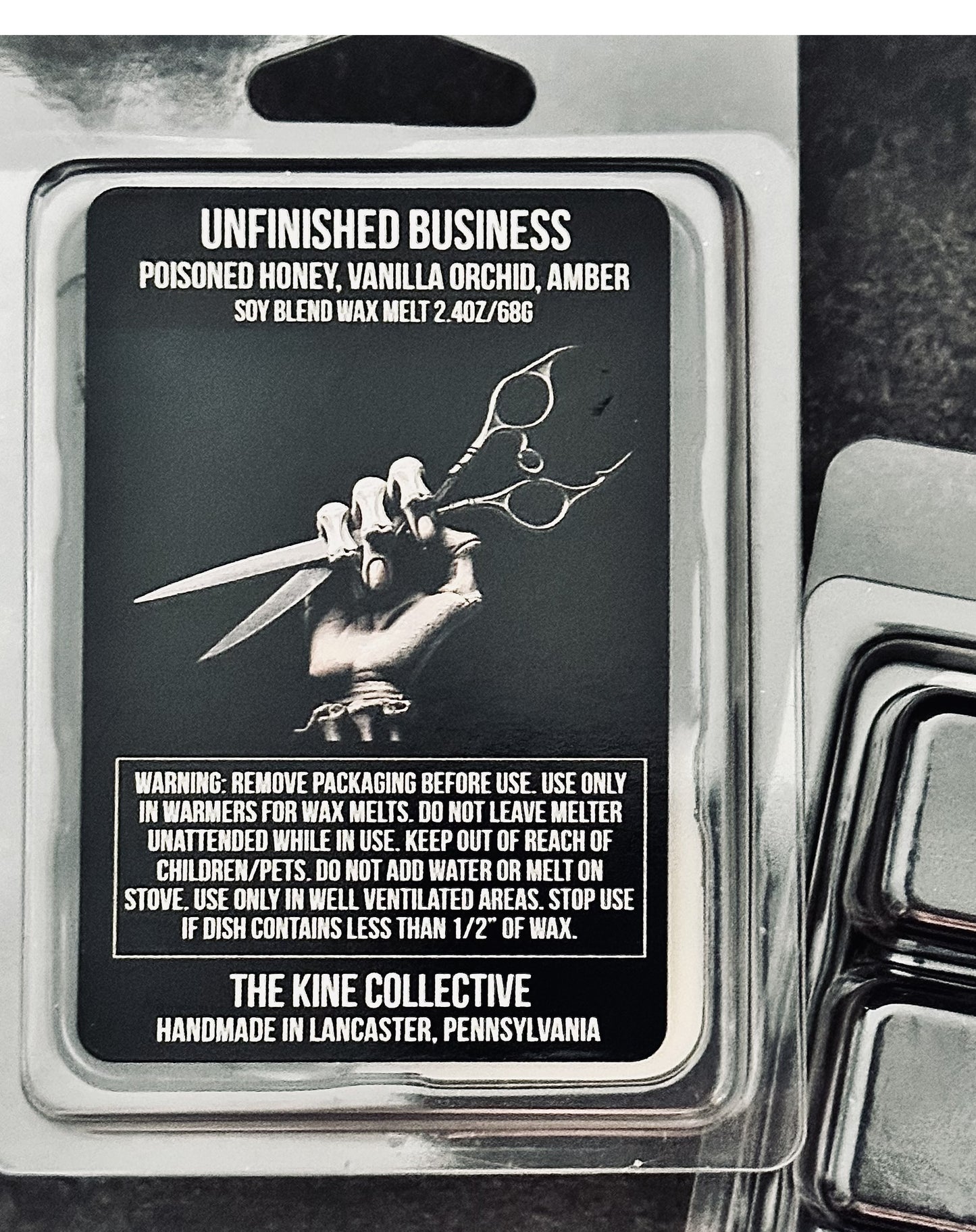the-man-in-black-made-to-order-spooky-wax-melts-mist-leather-moss-the-kine-collective