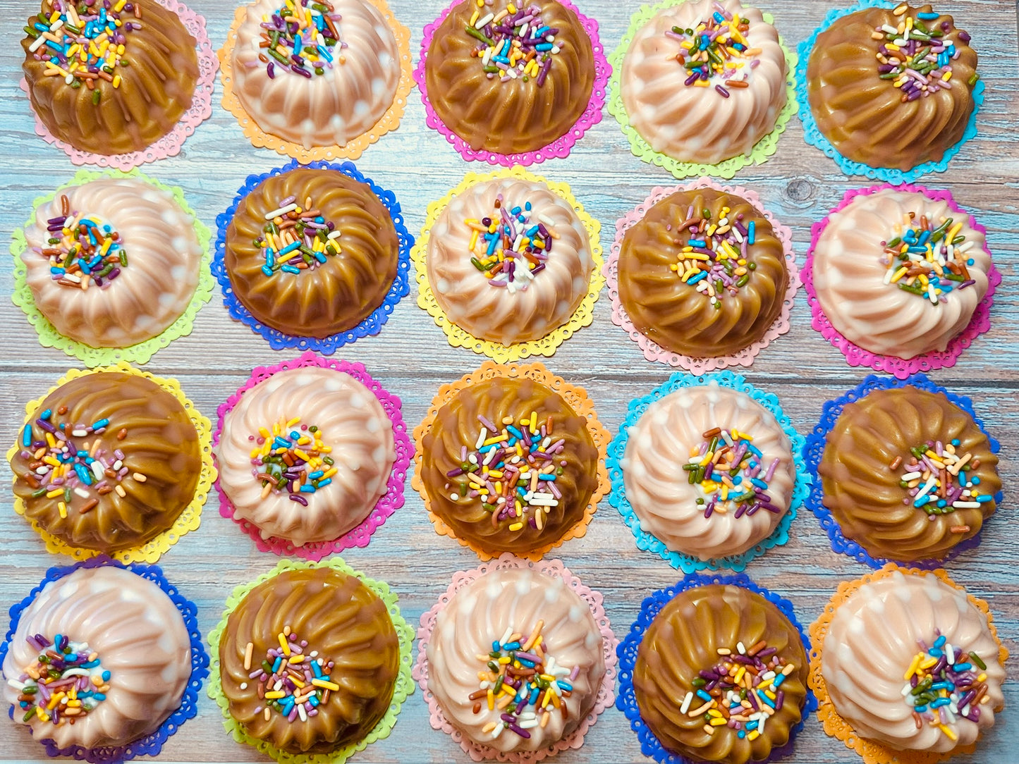 Mini Cake Wax Melts - Cocoa Magic or Vanilla Charm