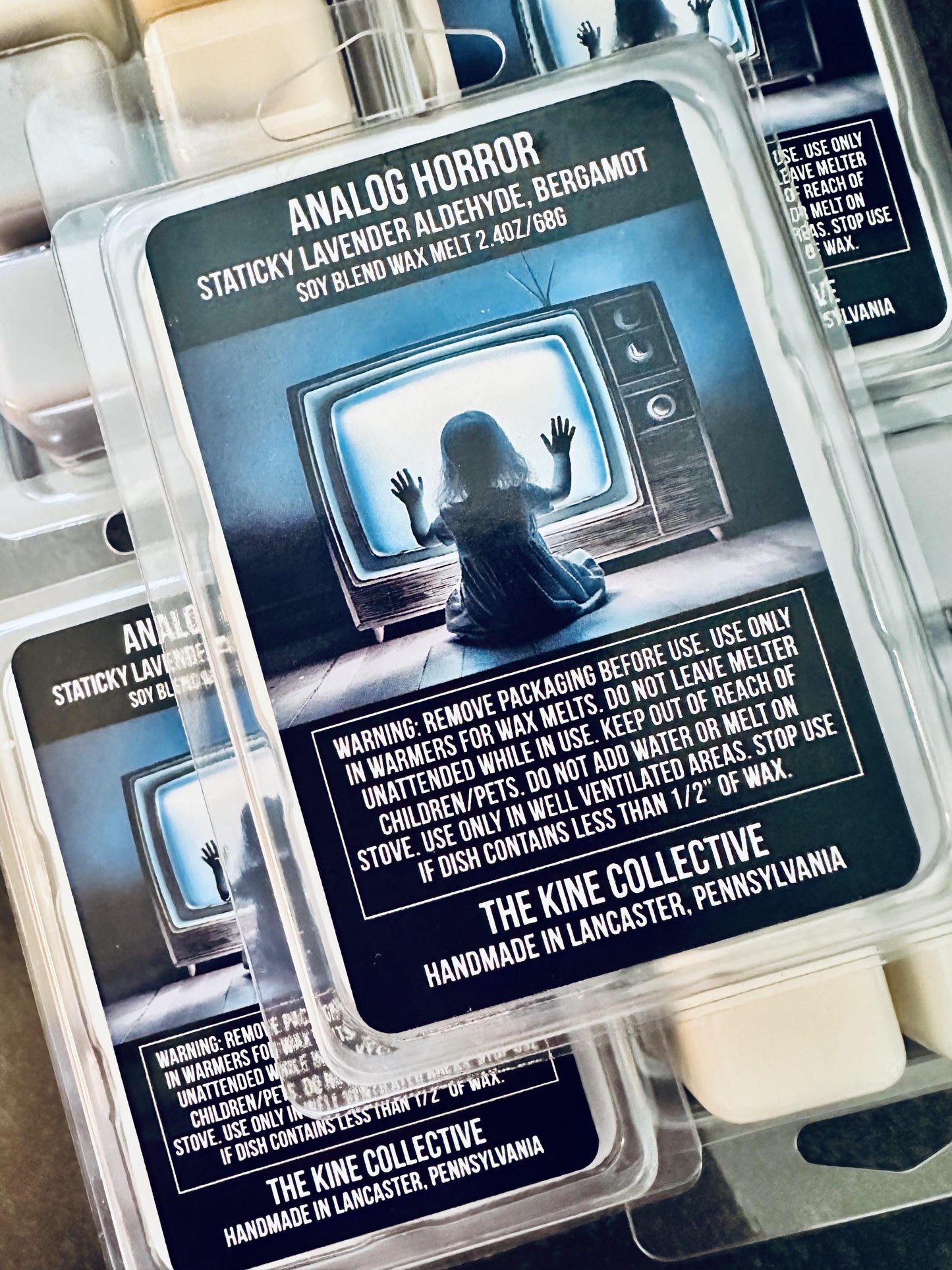 Analog Horror - Vanilla, Bergamot, Lavender, Patchouli 2.4oz Artisan Soy Wax Melts