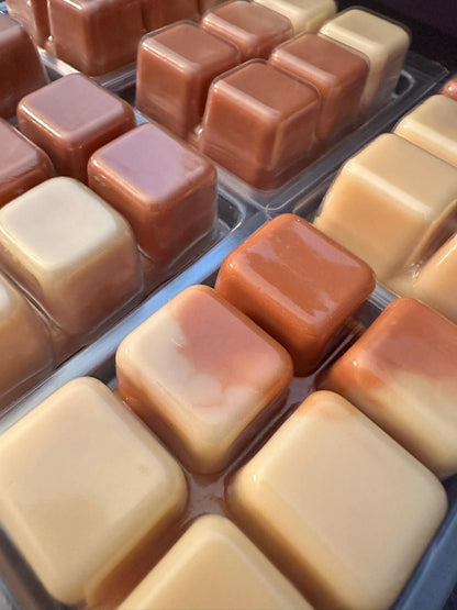 The Hungry Tiger - Warm Oats, Honey, Creamy Lactonic 2.4oz Artisan Soy Wax Melts