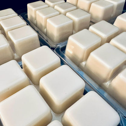 Alabaster Pumpkin - Marshmallow, Pumpkin, Caramel 2.4oz Artisan Soy Wax Melts