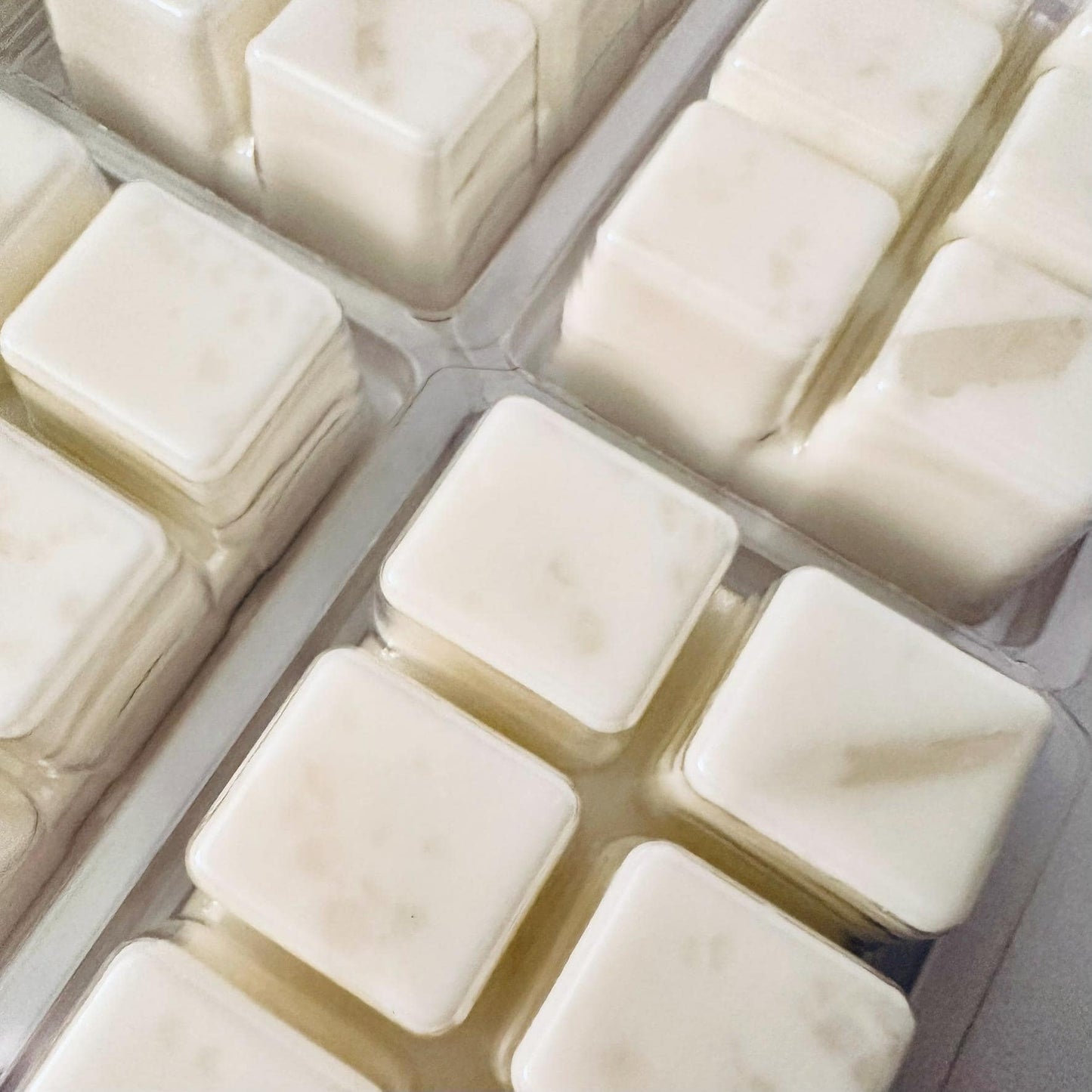 Crystal Quartz & Lemon Essential Oil Infused  2.4oz Artisan Soy Wax Melts - Clarity, Purification, Empowerment