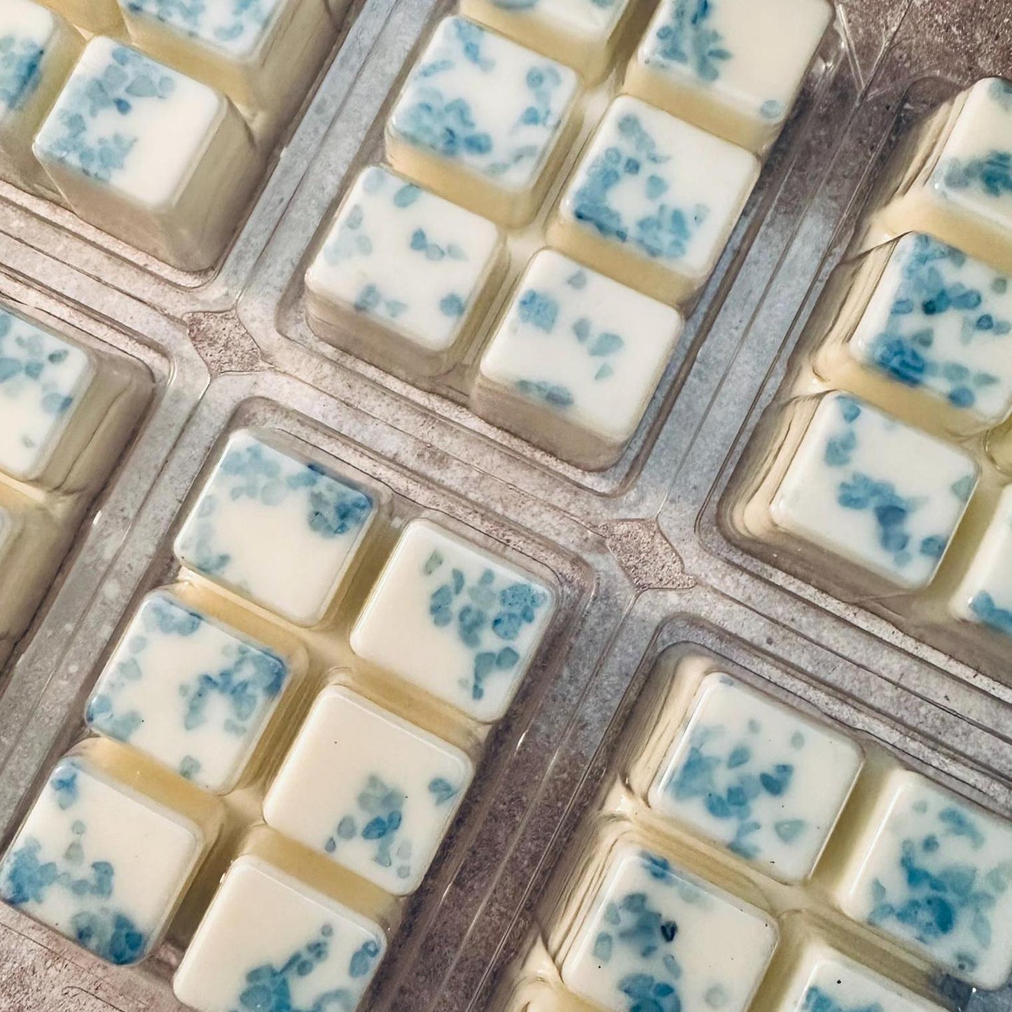 Aquamarine & Eucalyptus Essential Oil Infused  2.4oz Artisan Soy Wax Melts - Calm, Harmonious Communication