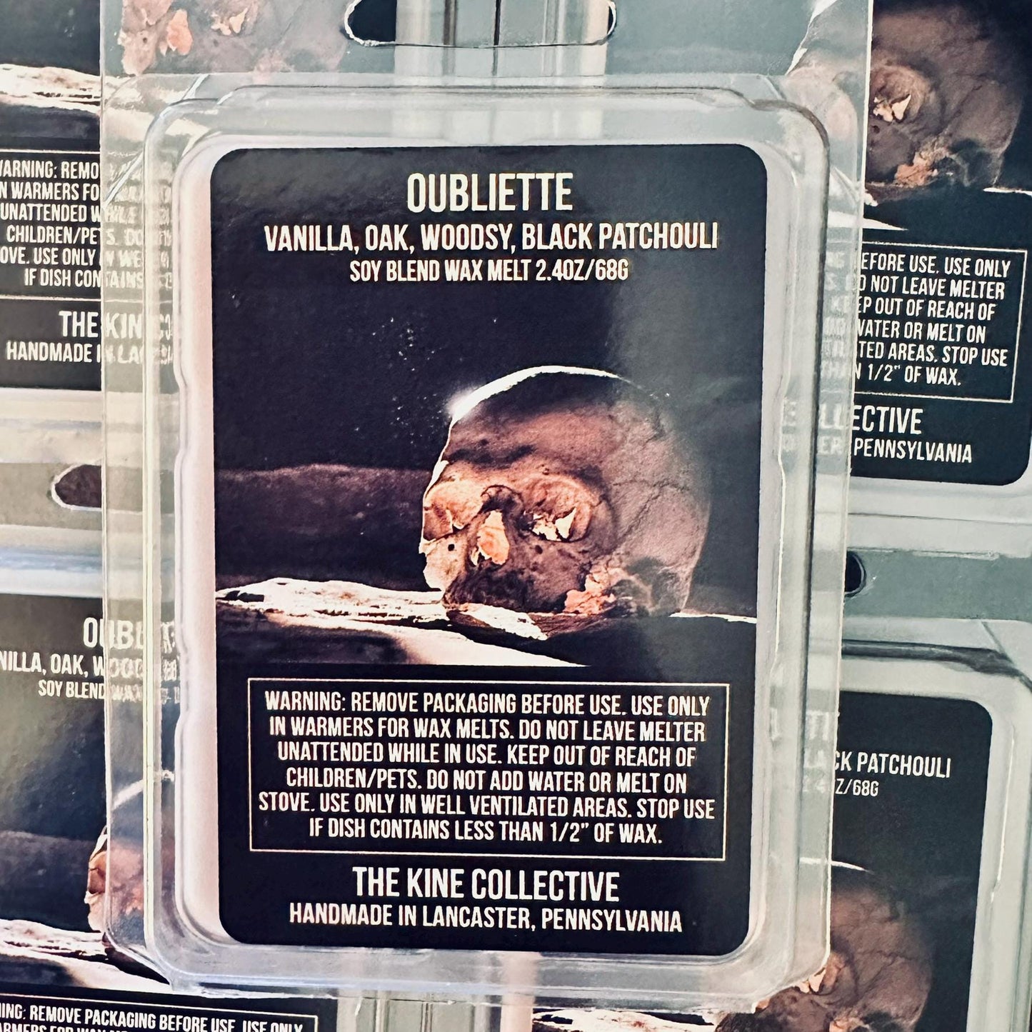 Oubliette - Vanilla Oak, Cedar, Woodsy, Black Patchouli 2.4oz Artisan Soy Wax Melts