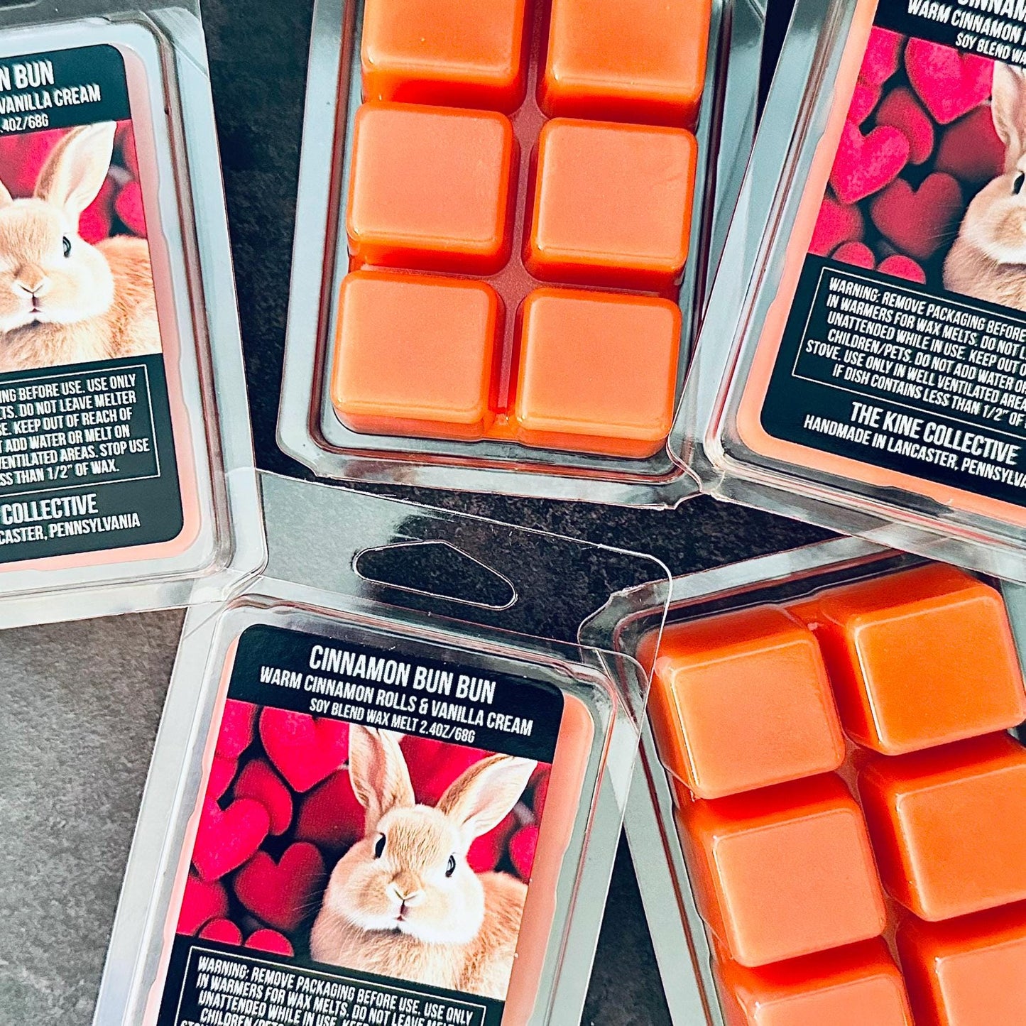 Cinnamon Bun Bun - Warm Cinnamon Rolls & Vanilla Cream 2.4oz Artisan Soy Wax Melts