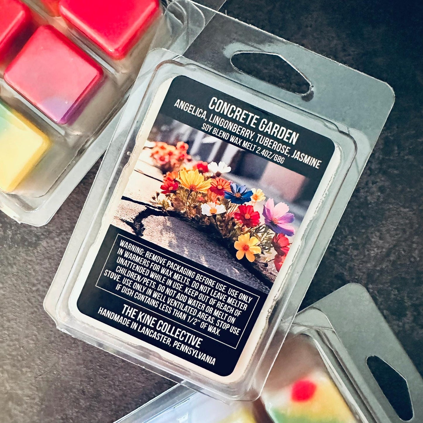 Concrete Garden - Angelica, Lingonberry, Tuberose, Jasmine Sambac 2.4oz Artisan Soy Wax Melts