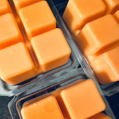The Lyin' King - Champagne, White Peach, Grapefruit, Ginger 2.4oz Artisan Soy Wax Melts
