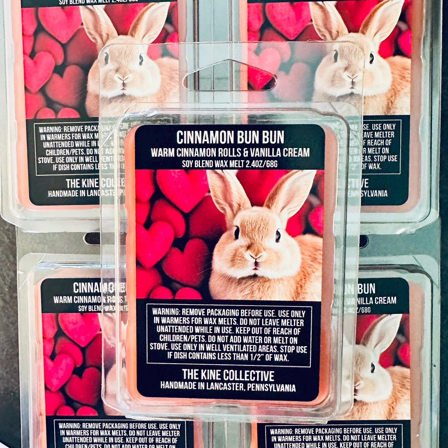 Cinnamon Bun Bun - Warm Cinnamon Rolls & Vanilla Cream 2.4oz Artisan Soy Wax Melts