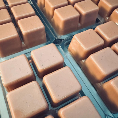 Ashes of Roses - Black Pepper, Rose, Clove, Musk, Caramel 2.4oz Artisan Soy Wax Melts