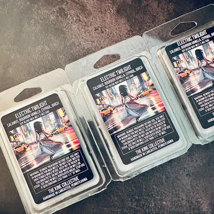 Electric Twilight - Calamus, Bourbon Vanilla, Cypriol, Birch Bark