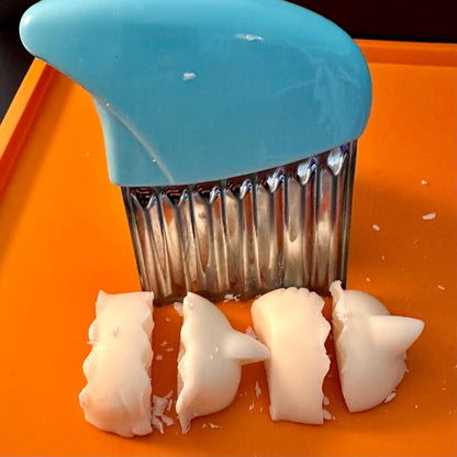 Small Mini Crinkle Cutter For Wax Melts