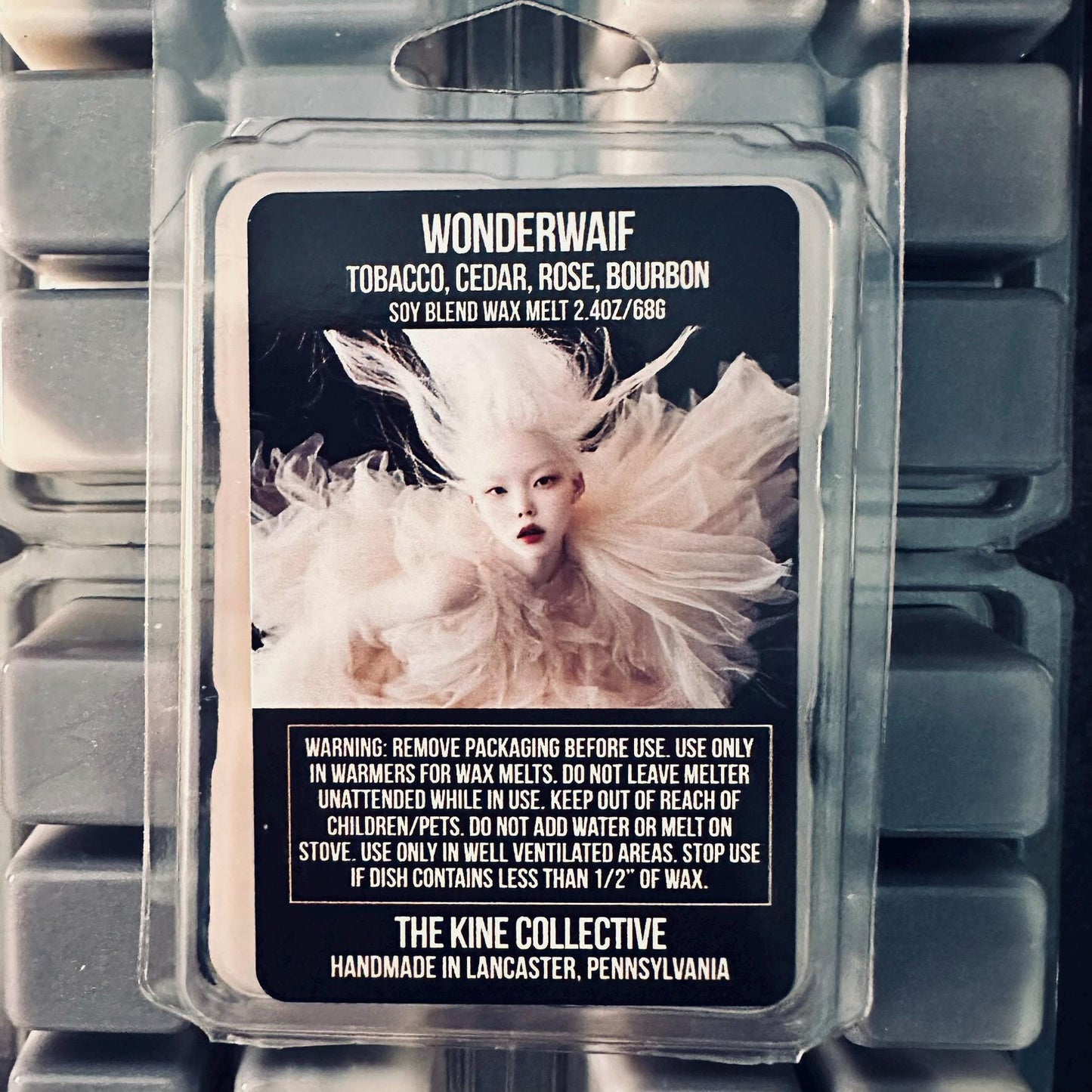 Wonderwaif - Bourbon Tobacco, Cedar, Rose 2.4oz Artisan Soy Wax Melts