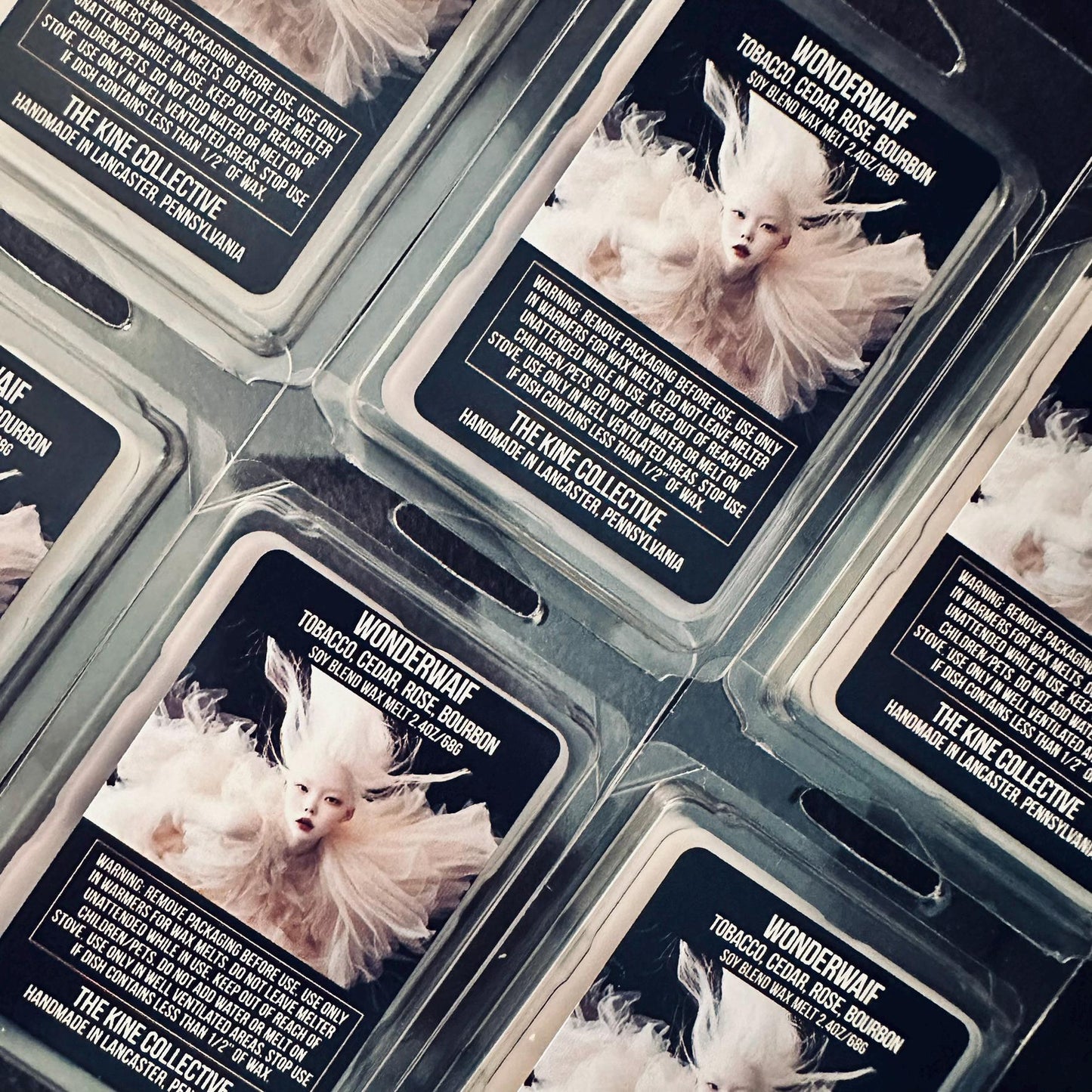 Wonderwaif - Bourbon Tobacco, Cedar, Rose 2.4oz Artisan Soy Wax Melts